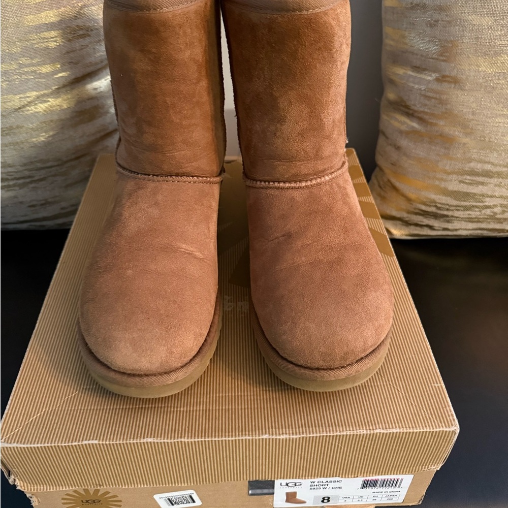 Uggs Boots-Tan